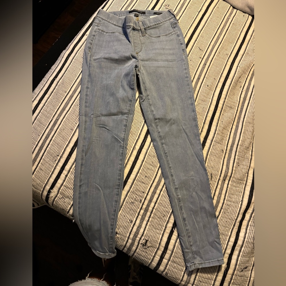Judy Blue Light Wash Skinny Jeans